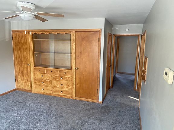3rd image of 916 N Pine St #2