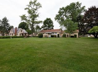 100 Cliff Mine Rd, Oakdale, PA 15071