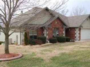 410 Grandview Hills Cir, Branson West, MO 65737