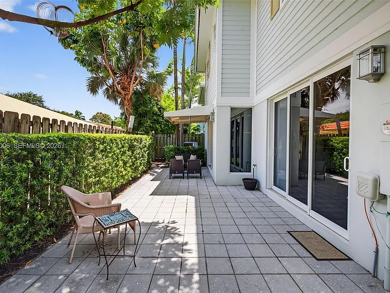 608 SW 15th St — Photo 59