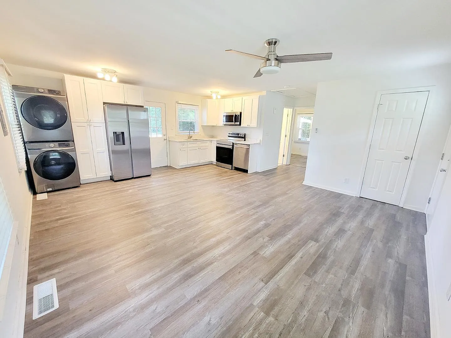 2 bed, 1.0 bath, 795 sqft, $1,450 — Photo 4