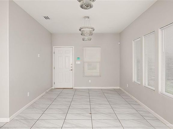 4th image of 3803 Las Vistas Ln #4