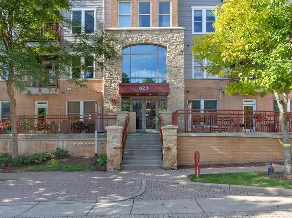 620 Main St N APT 415, Stillwater, MN 55082