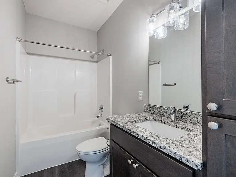 Trailview Apartments at Pioneers Park — Photo 80