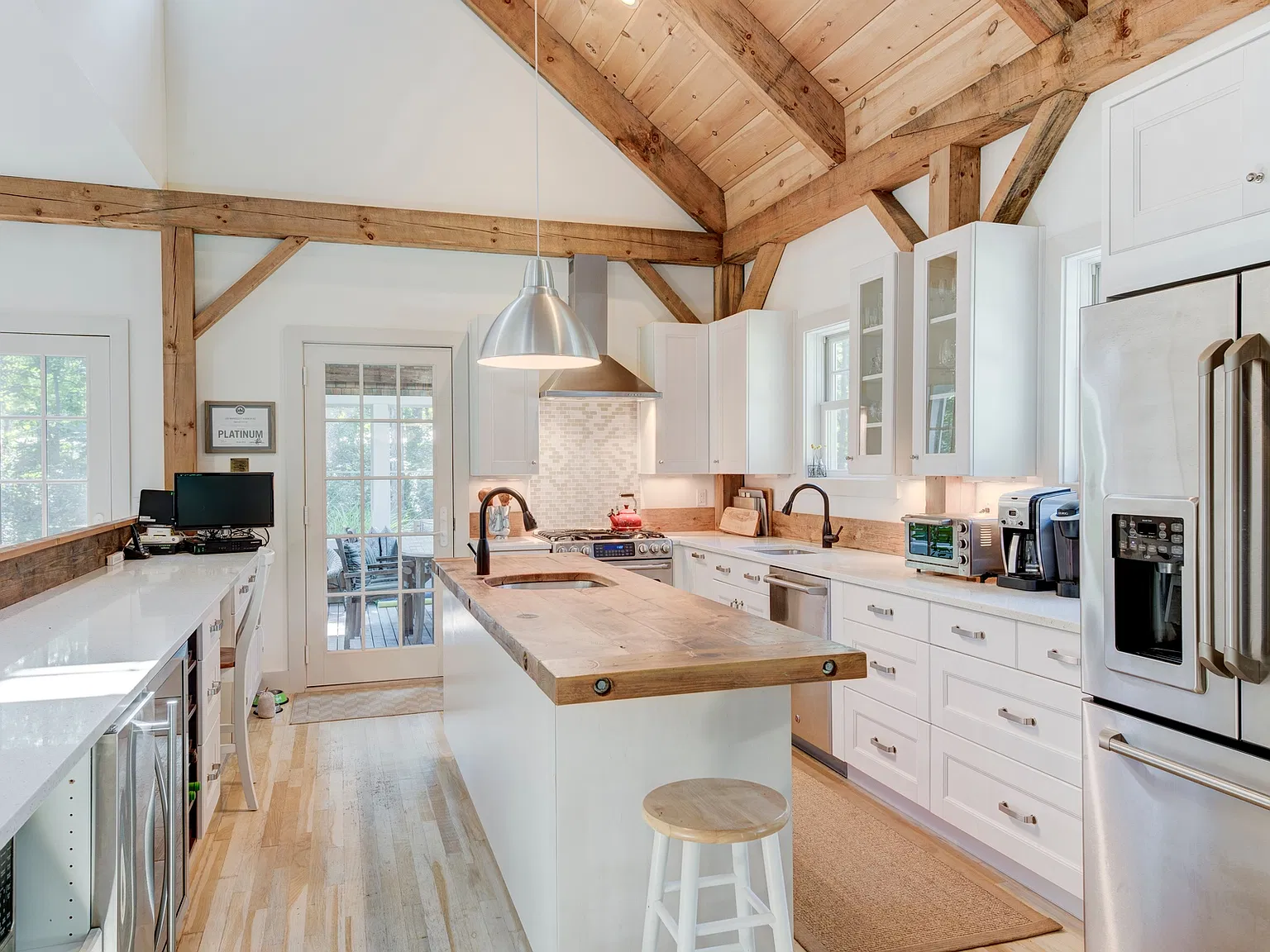 Chic Sagaponack 4 Bed 4 Bath w Pool — Photo 4