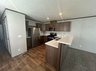 261 New Mexico #261, Belleville, MI 48111