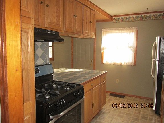 5th image of 1254 Grove St
