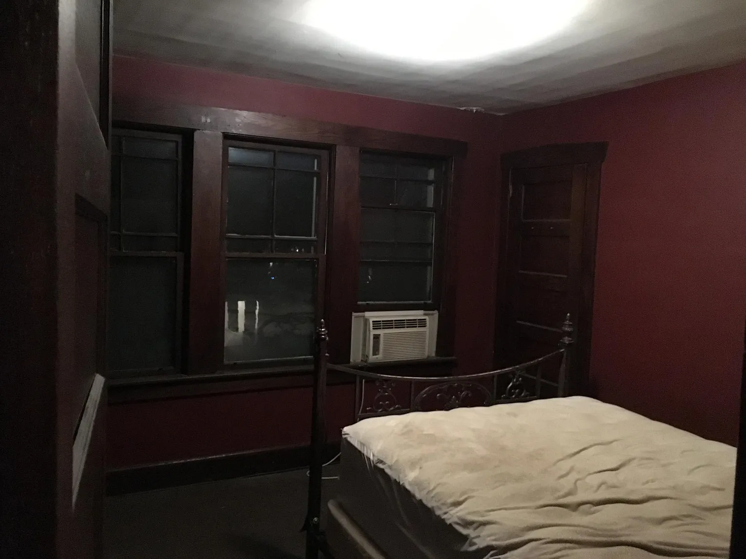 3 bed, 1.5 bath, 1423 sqft, $2,900 — Photo 2