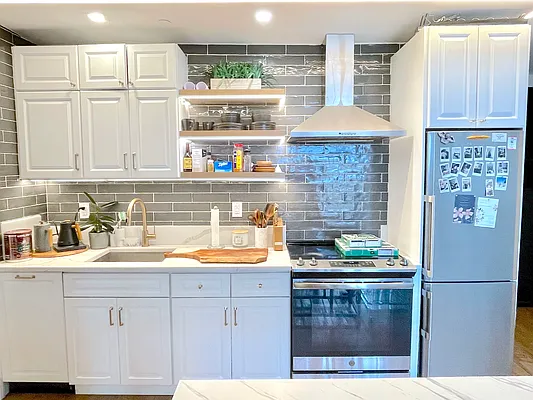 Rented by Nooklyn NYC LLC | media 92