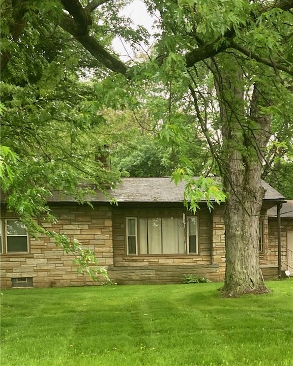 1st image of 1327 Brookdale Ave