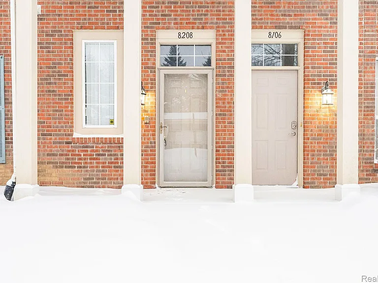 8208 Chesapeake Cir — Photo 5