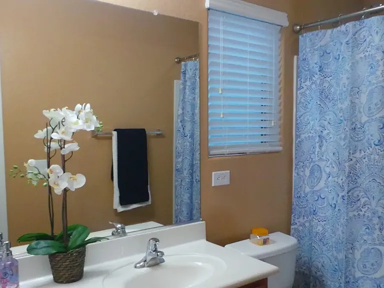 5746 W Beth Dr — Photo 10