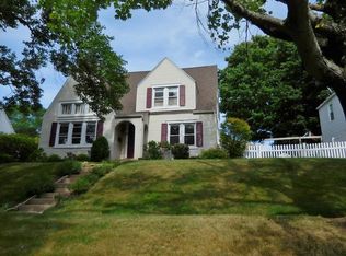72 Upper Beverly Hls, West Springfield, MA 01089