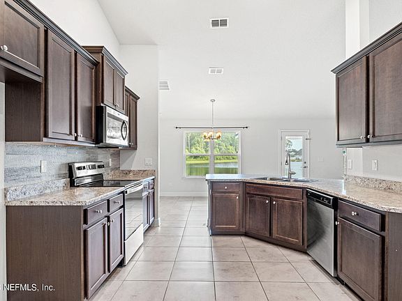 5th image of 9175 EMILY LAKE Court