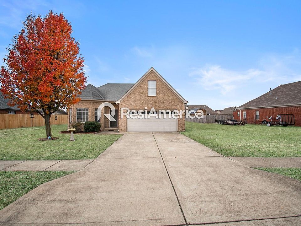 1st image of 816 Boulevard Orleans St