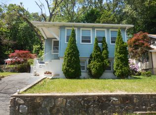22 Musconetcong Ave, Stanhope, NJ 07874