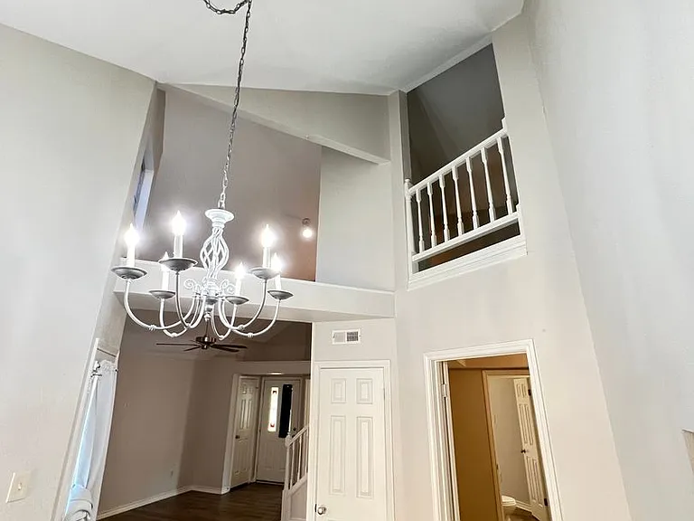 10913 Gable Dr — Photo 19