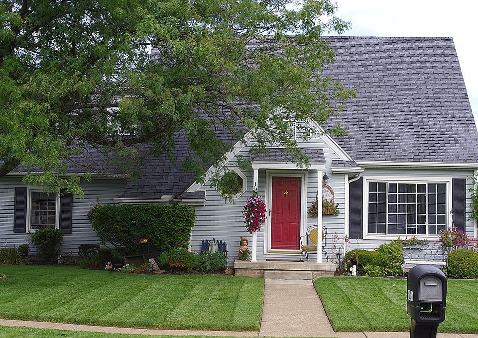 Summer- front of house