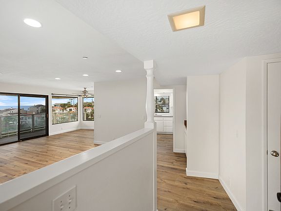 3rd image of 406 Arenoso Ln Unit C