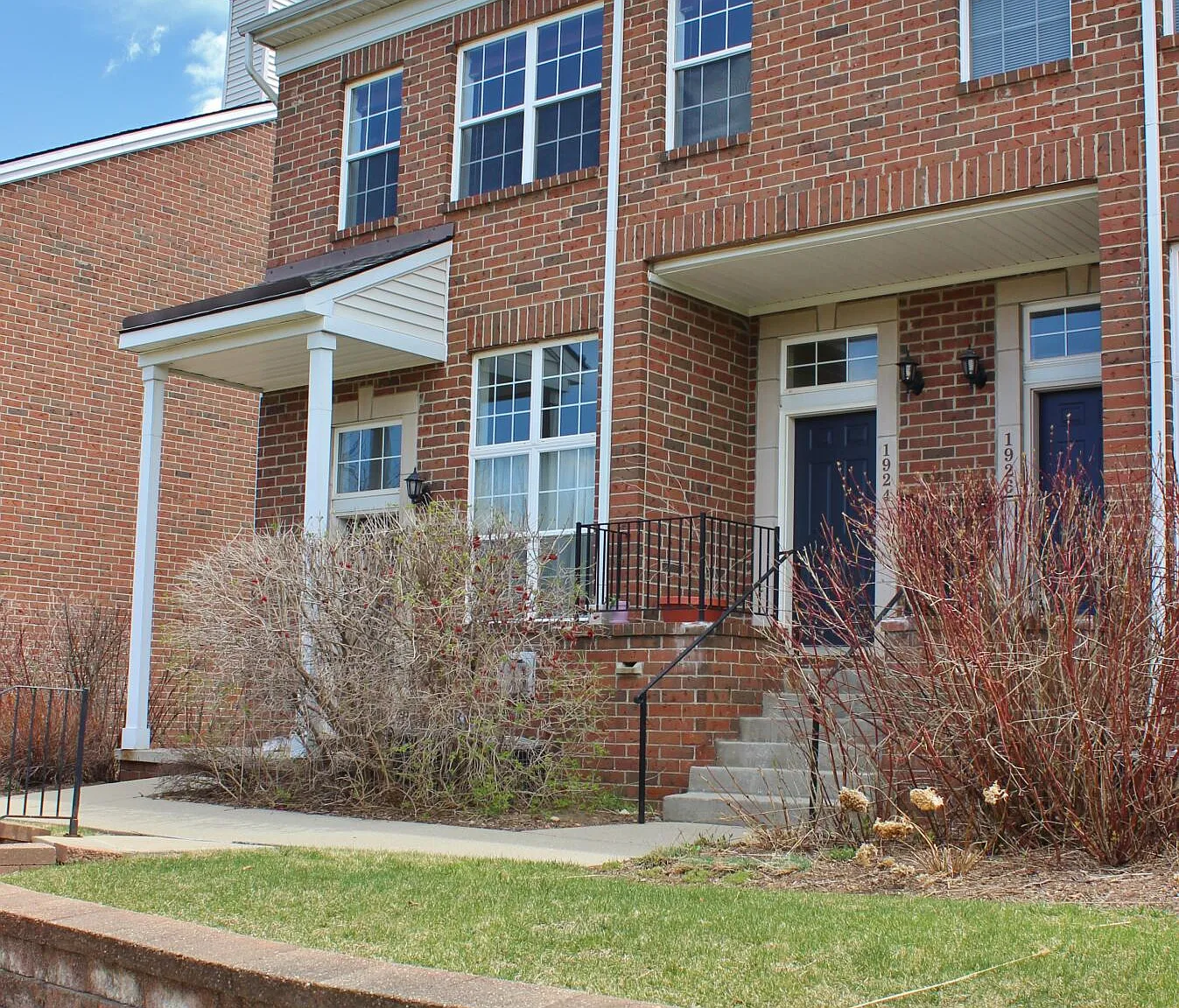 2 bed, 2.0 bath, 1563 sqft, $2,500 — Photo 1