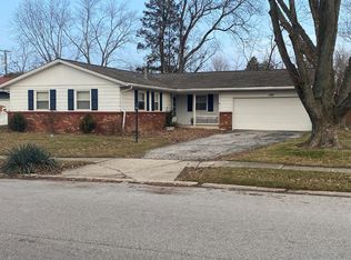 1707 McCord Rd, Valparaiso, IN 46383