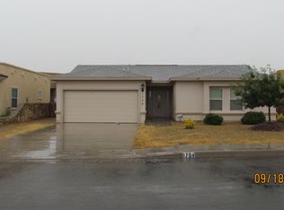 1704 Winton Dr, Las Cruces, NM 88007