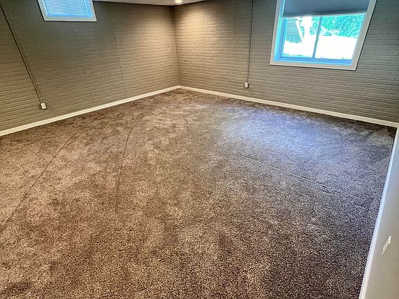 Large Bedroom