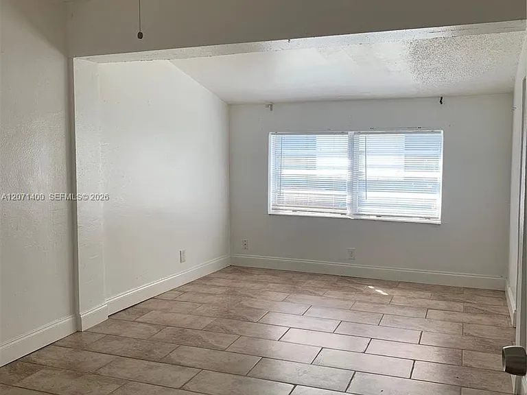 4501 SW 25th St — Photo 16
