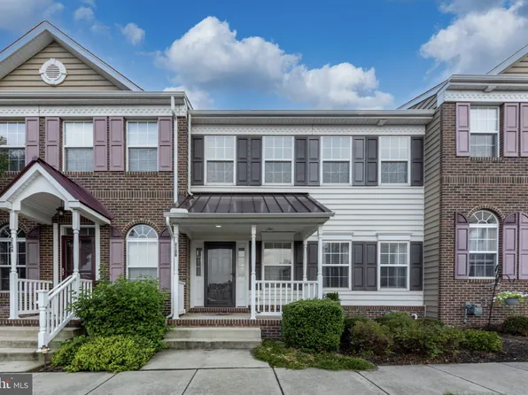2108 Atwood Ter, Pennsburg, PA 18073