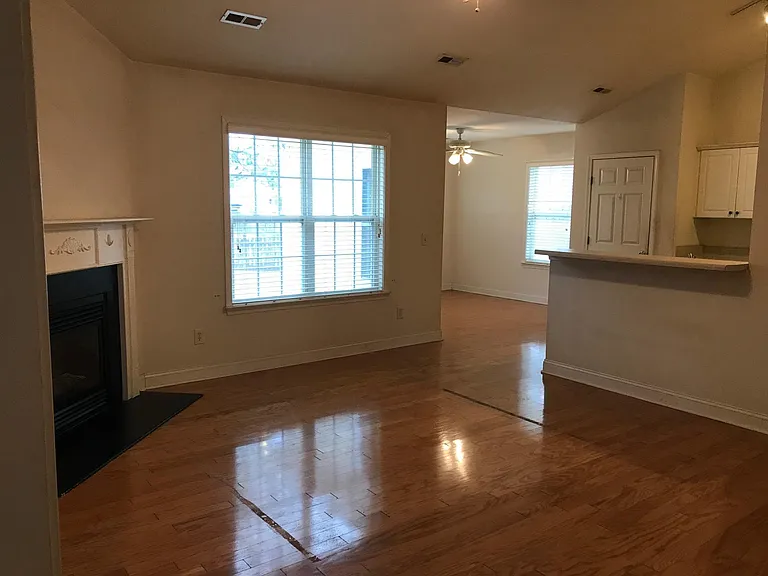111 Grasmere Ct — Photo 14