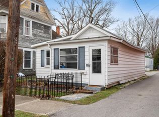 128 S Broadway St, Albany, IN 47320