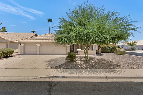2543 S Essex Photo 1