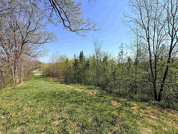 2nd image of 4100 Medley Rd