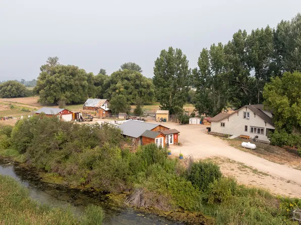 14655 Hamel Rd, Frenchtown, MT 59834