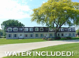 3251 W 4th St #11, Appleton, WI 54914