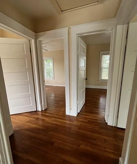 3920 Foresthill Ave — Photo 10