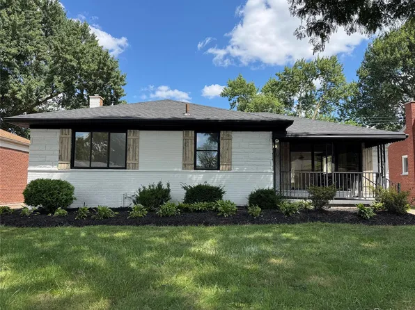 23136 Wildwood St, Oak Park, MI 48237