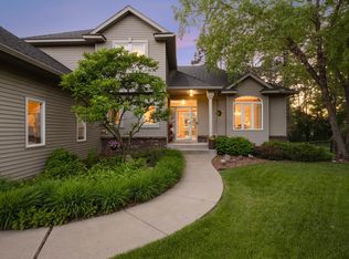 4937 Sycamore Dr, Eagan, MN 55123