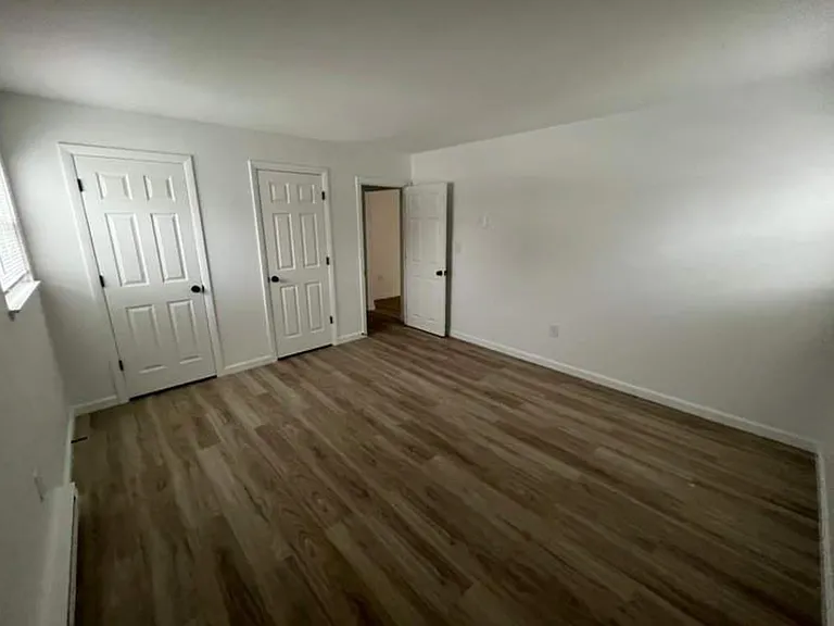 31 Vine Street — Photo 14