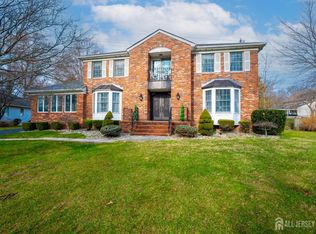 1545 Edly Cove Ct, North Brunswick, NJ 08902
