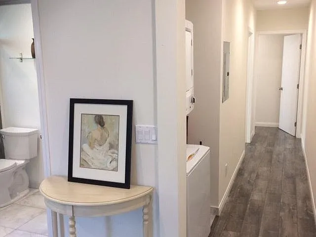 1360 Meadowbrook Ave — Photo 26