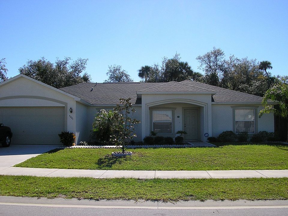 5241 Cinnamon Fern Blvd