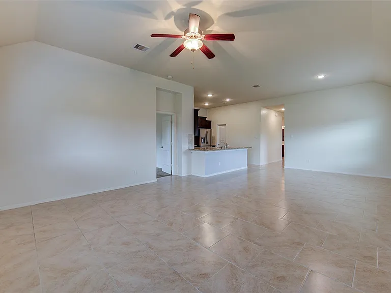 734 Mill Spring Ct — Photo 24