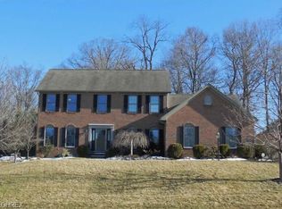 8262 Brooke Hollow St NW, Massillon, OH 44646