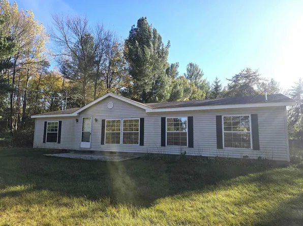 2511 Rhodes Rd, Rhodes, MI 48652