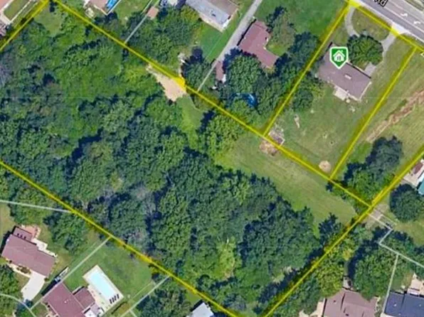 4536 Butler Hill Rd, Saint Louis, MO 63128