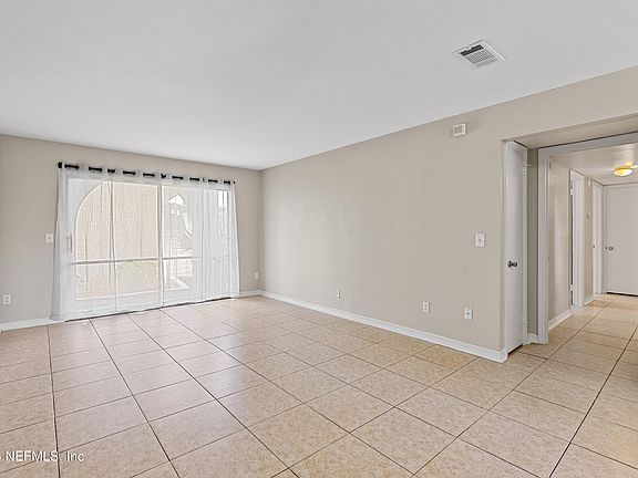 4th image of 7319 POTTSBURG Drive #2