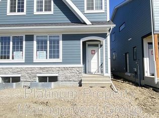 1090 Mahogany Blvd SE UNIT B, Calgary, AB T3M1X6