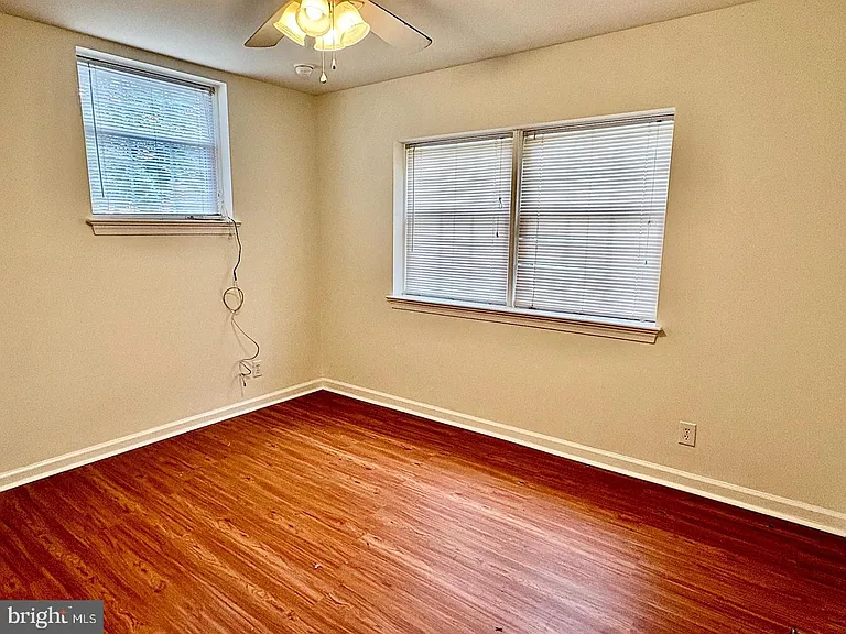1316 Rowe St #A — Photo 5
