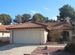 9005 Crystal Glass Dr, Las Vegas, NV 89117